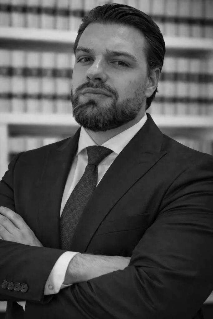 Victor Avila Blanco Y Negro | Cervantes & Gª-Escribano